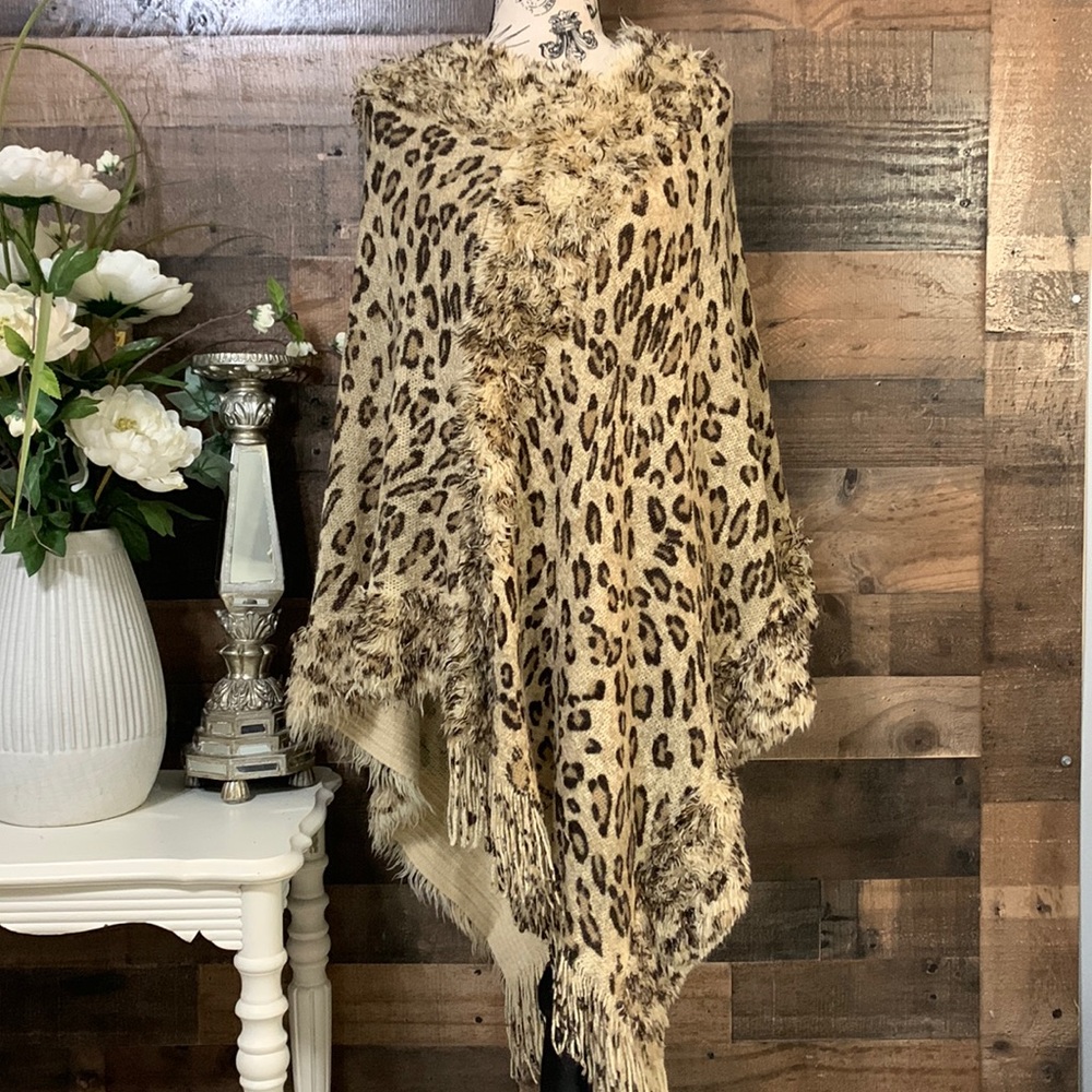 🍃🌸 India Boutique Poncho One Size